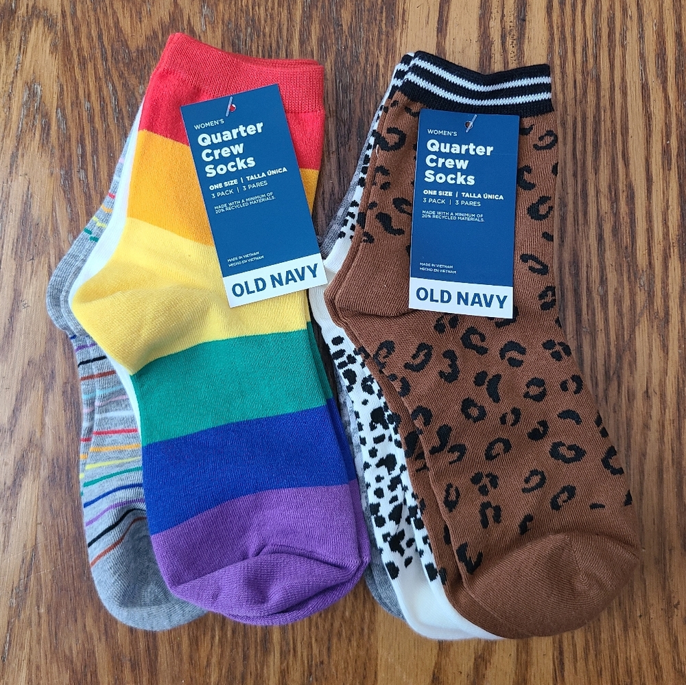 👀50% OFF👀🧦NWT‼️ Old Navy brand 6 pairs of Women's Quarter Crew Socks